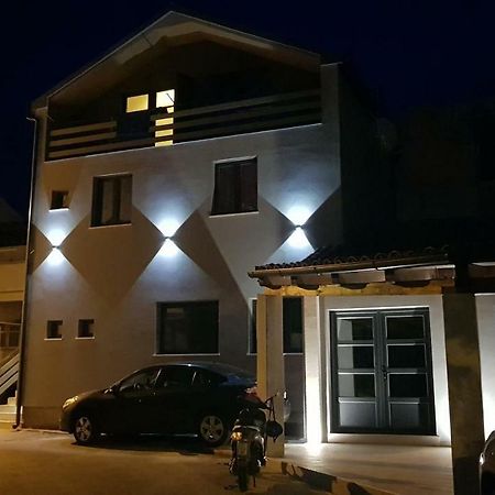 Elizabeta Deluxe Rooms บีโอกราดนาโมรู ภายนอก รูปภาพ