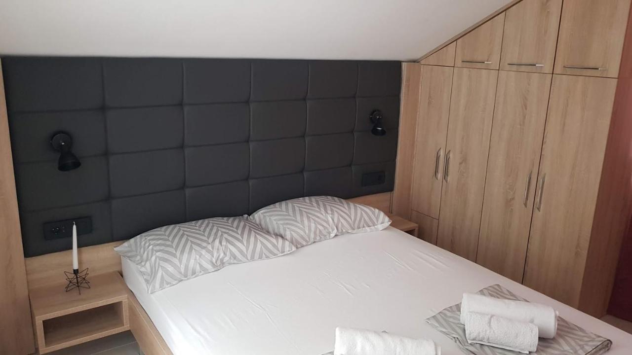 Elizabeta Deluxe Rooms บีโอกราดนาโมรู ภายนอก รูปภาพ