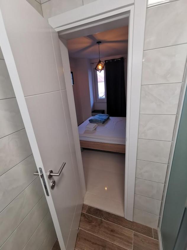 Elizabeta Deluxe Rooms บีโอกราดนาโมรู ภายนอก รูปภาพ