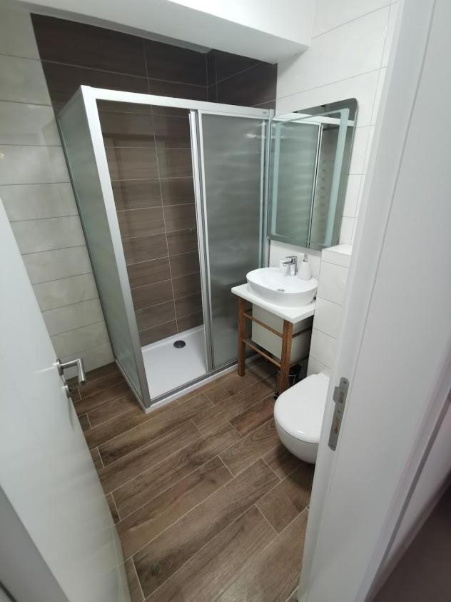 Elizabeta Deluxe Rooms บีโอกราดนาโมรู ภายนอก รูปภาพ