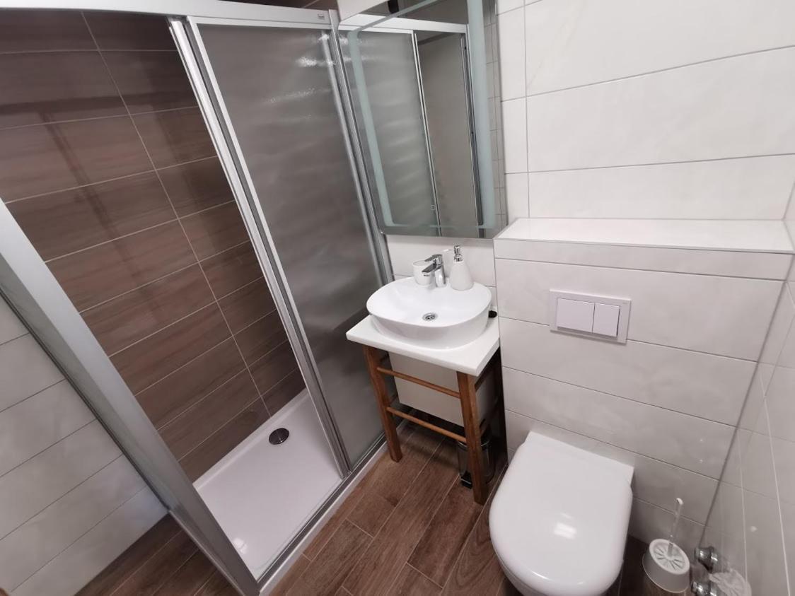 Elizabeta Deluxe Rooms บีโอกราดนาโมรู ภายนอก รูปภาพ
