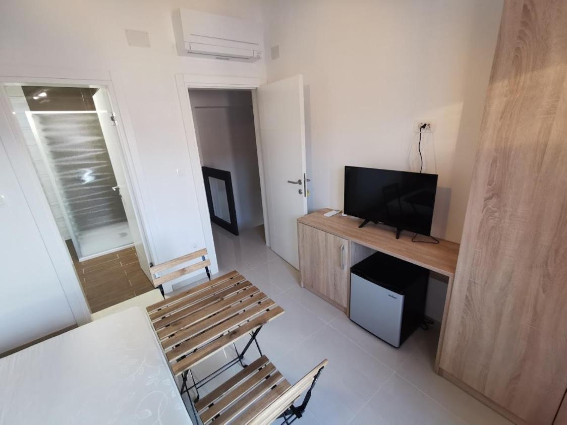 Elizabeta Deluxe Rooms บีโอกราดนาโมรู ภายนอก รูปภาพ